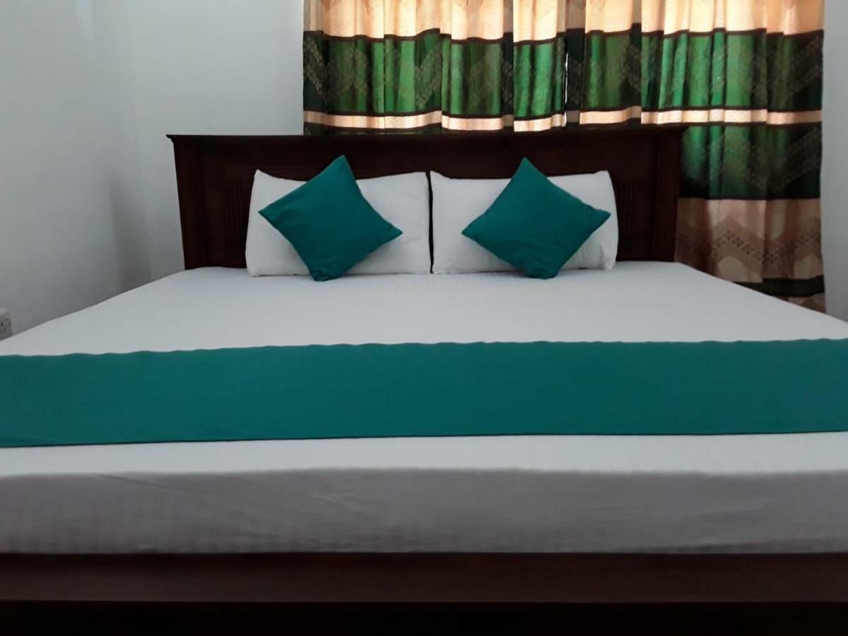 Bed and Breakfast La Sachara Kandy Esterno foto
