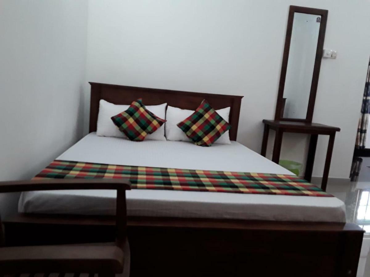 Bed and Breakfast La Sachara Kandy Esterno foto