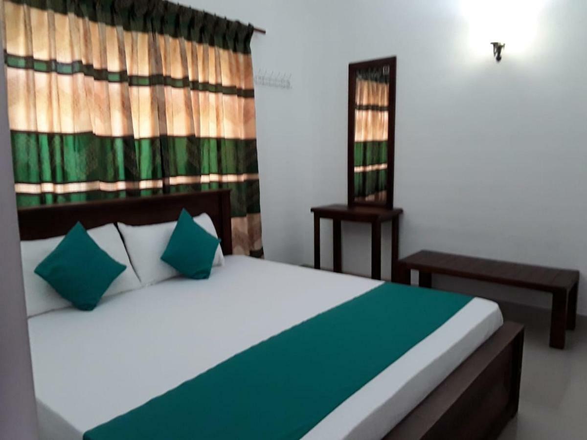 Bed and Breakfast La Sachara Kandy Esterno foto