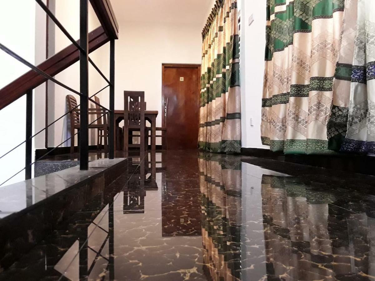 Bed and Breakfast La Sachara Kandy Esterno foto