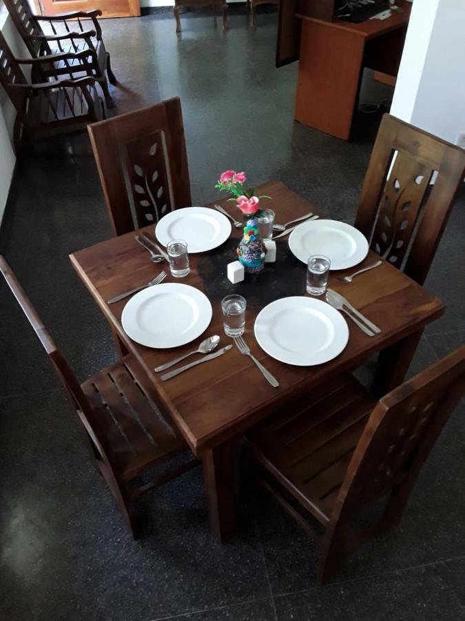 Bed and Breakfast La Sachara Kandy Esterno foto