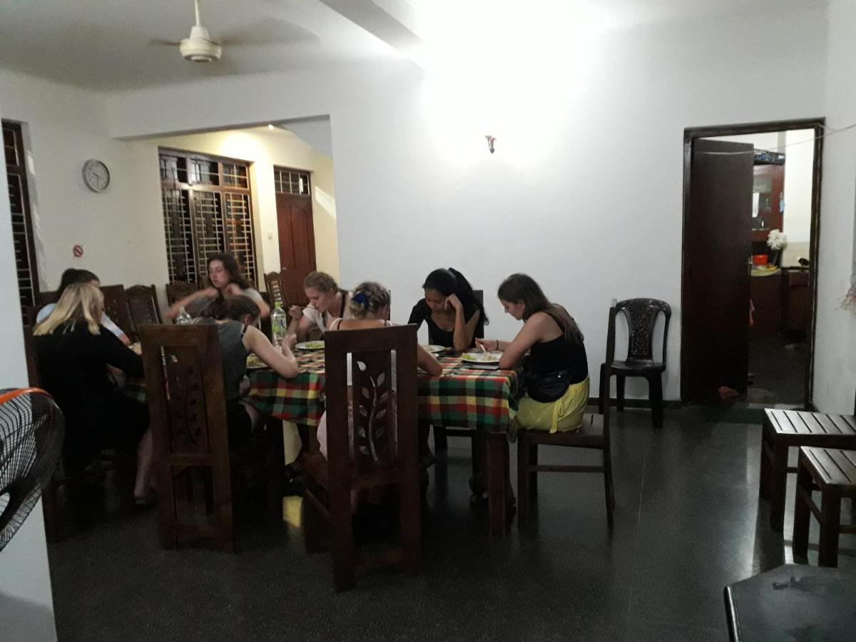 Bed and Breakfast La Sachara Kandy Esterno foto